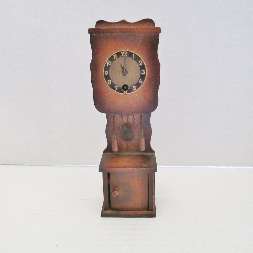 Vintage OVEROCEAN CLOCK CO Wooden Miniature Grandfather Clock Made in Germany